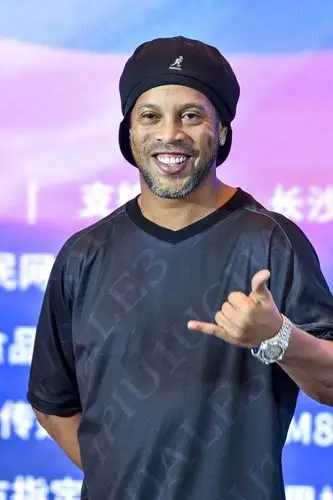 迪巴拉逐渐